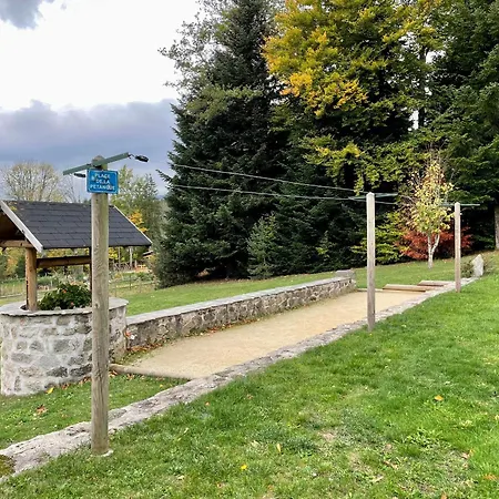 Ancienne Ferme Renovee En Bordure De Foret Avec Terrasse, Balancoire Et Travaux Modernes - Fr-1-582-254 * Saint-Jeures
